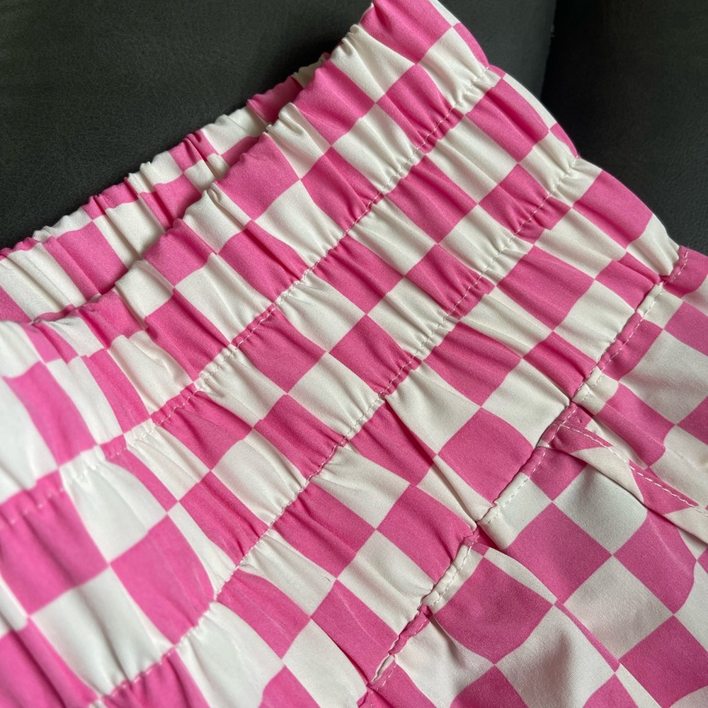 Vanilla Star Pink and White Checkered Athletic Shorts - Picture 4 of 5